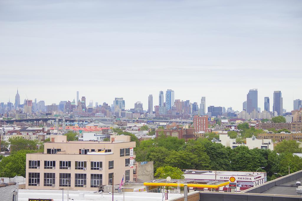 Phoenix Hotel Brooklyn Sunset Park (Adults Only) New York Exterior photo