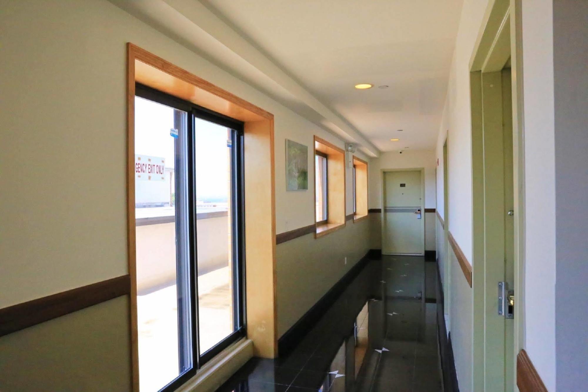 Phoenix Hotel Brooklyn Sunset Park (Adults Only) New York Exterior photo
